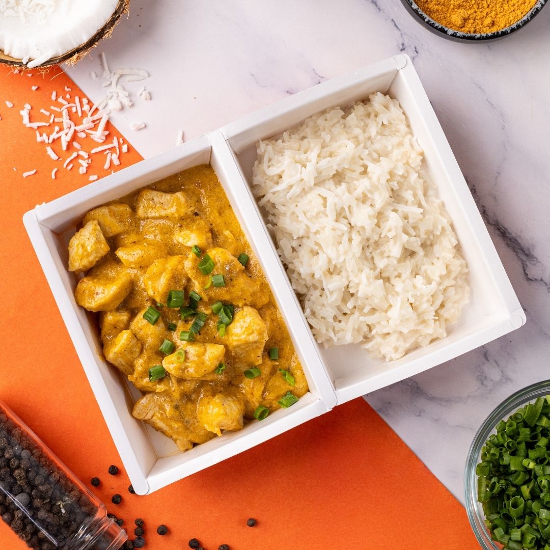 Frango ao Curry com Arroz de Coco