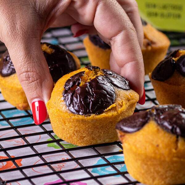 Muffin de Cenoura Com Chocolate 70%