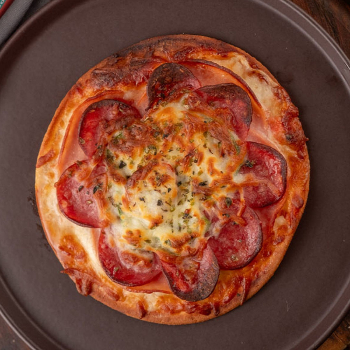 Pizza de Lombinho Canadense e Calabresa