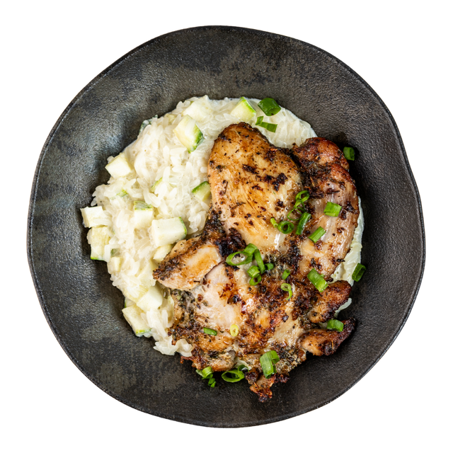 Sobrecoxa Grelhada com Risoto de Abobrinha