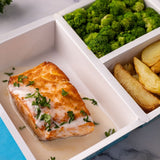 Salmão ao Molho Bechamel com Batata Rústica e Brócolis